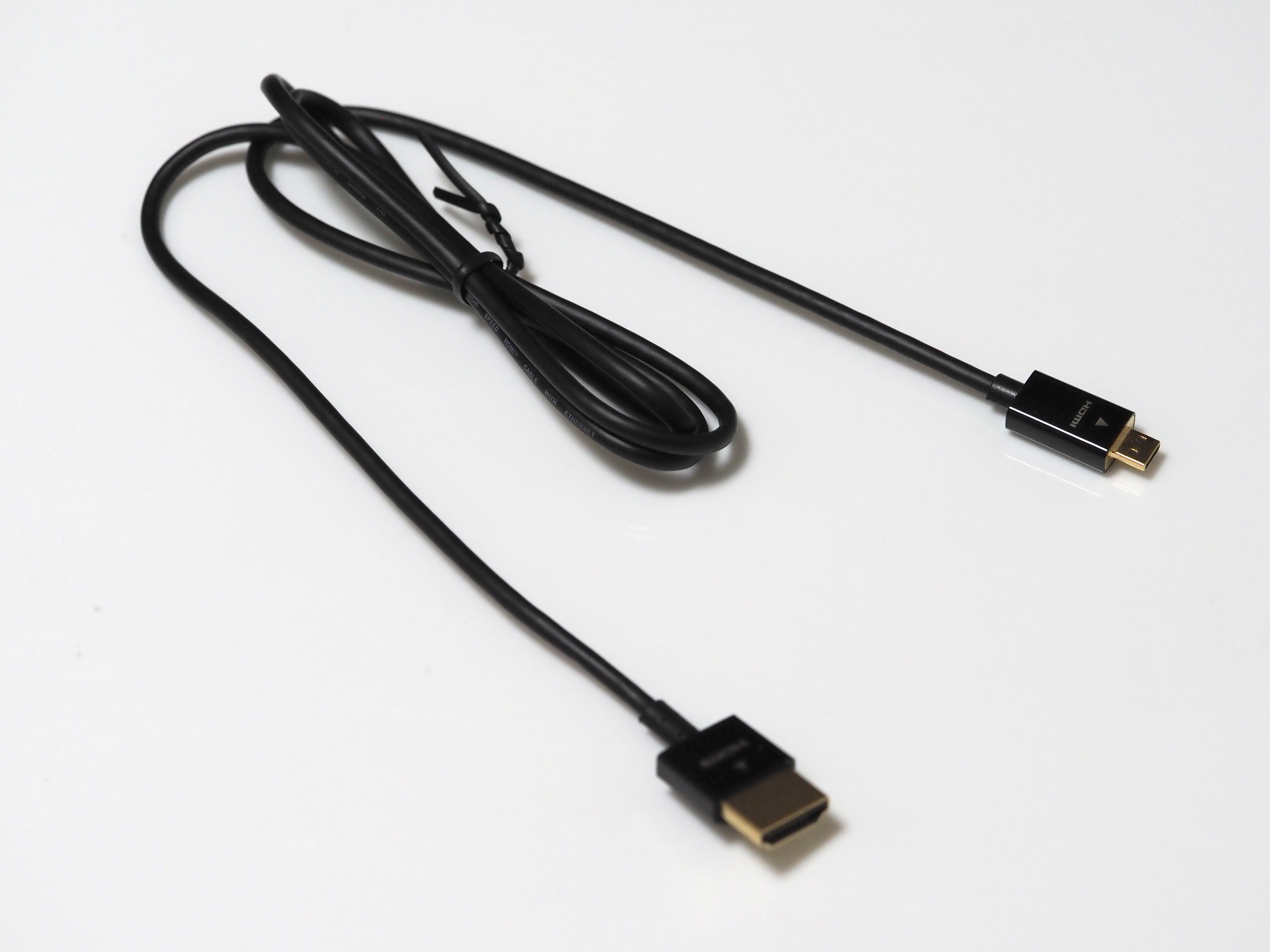 エレコム micro HDMI ケーブル DH-HD14SSU10BK のレビュー | iPentec