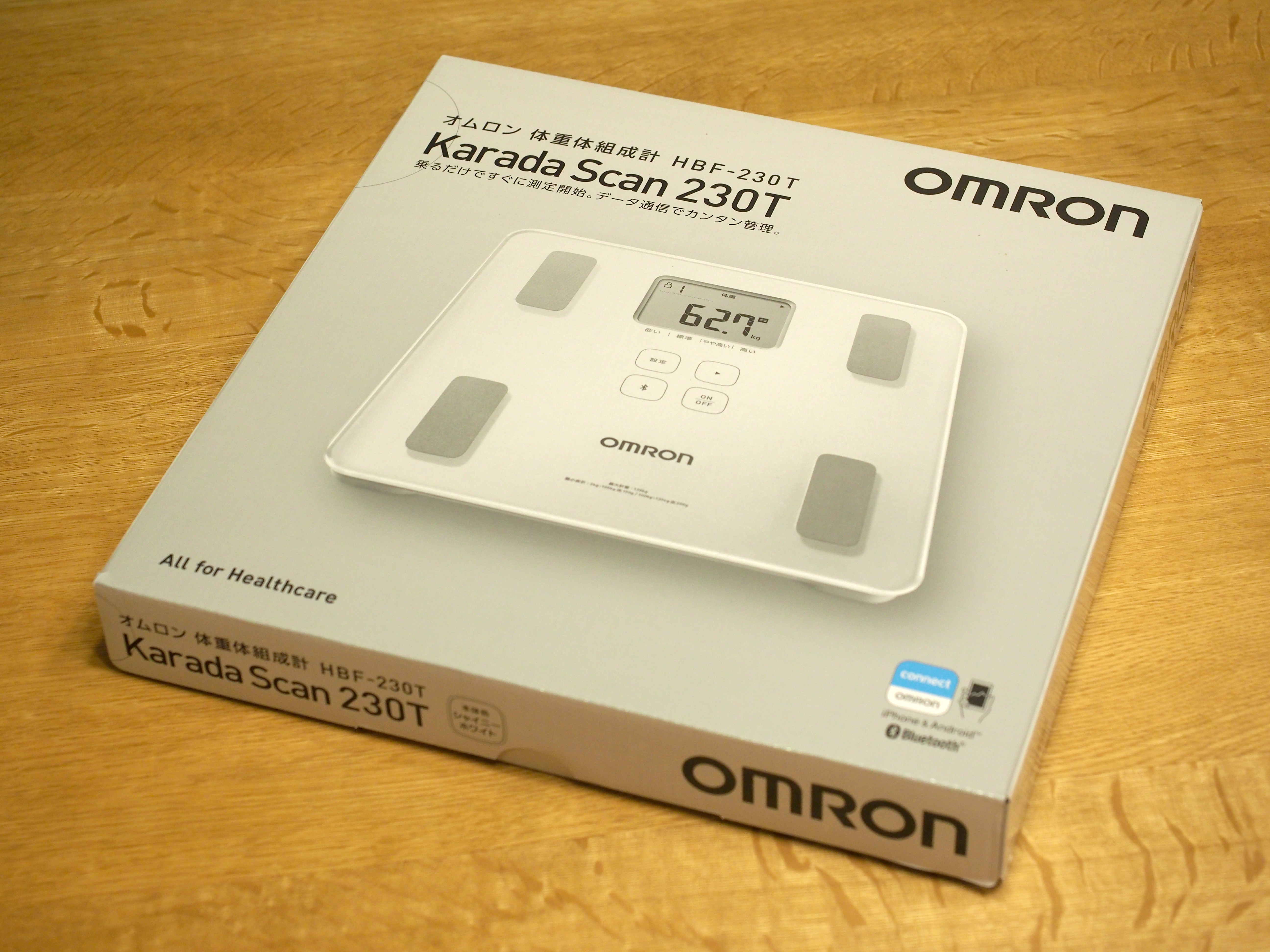 オムロン 体重体組成計 HBF-230T / OMRON Karada Scan 230T のレビュー