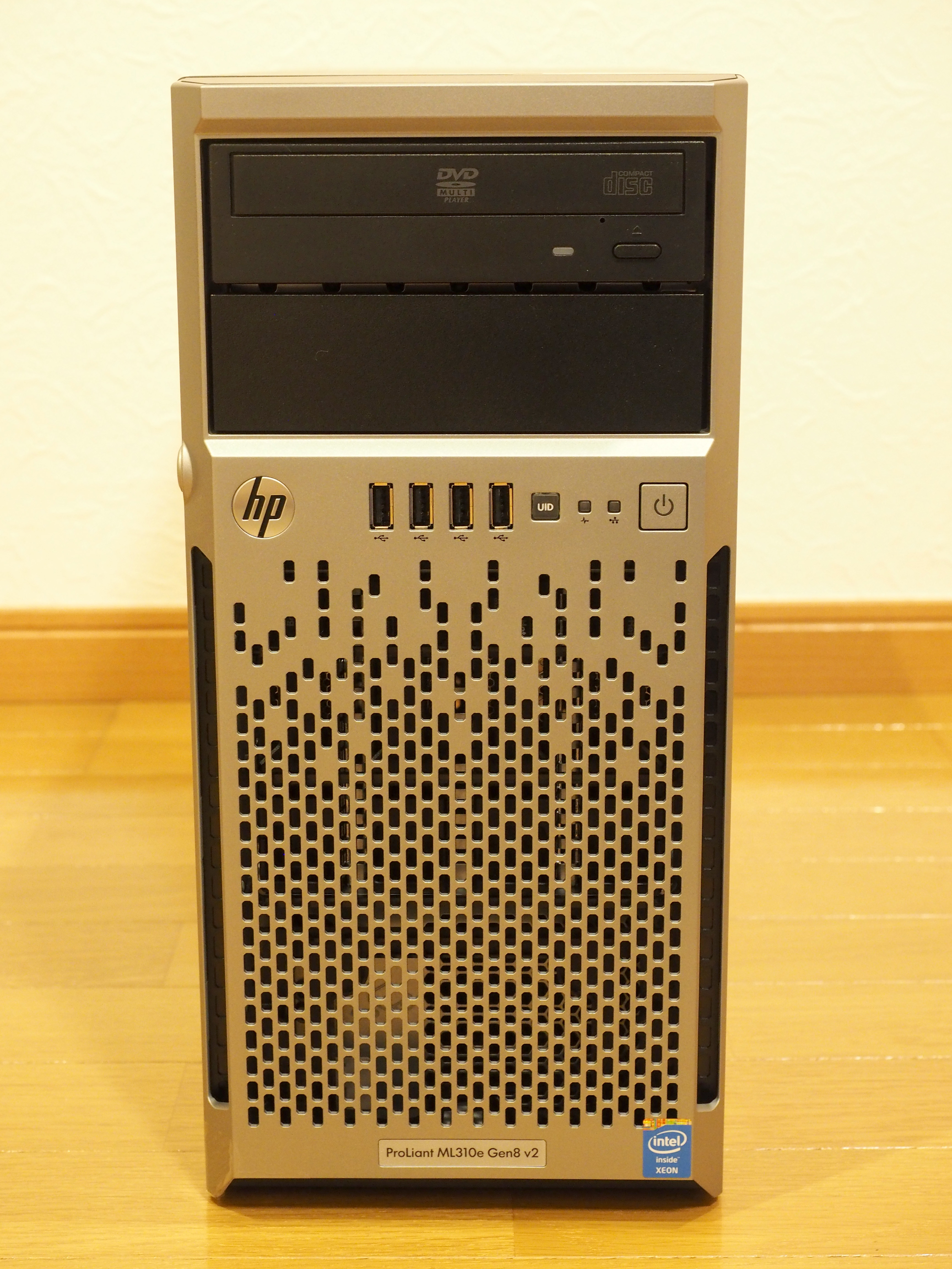 HP ProLiant ML310e Gen8 v2 サーバー のレビュー | iPentec