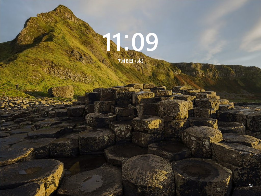 Windows 11 でサインインの画面とロック画面で時刻表示の文字フォントが違う Windows 11 Ipentec